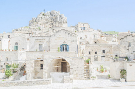 Матера – древний пещерный город на юге Италии