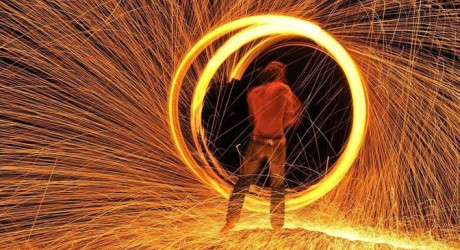 Вселенский карнавал огня