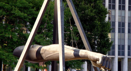 Части тела – самые жуткие скульптуры