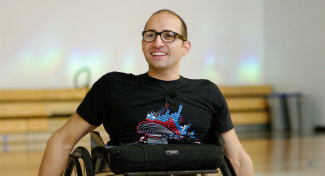 Мужчина без ног покорил Килиманджаро