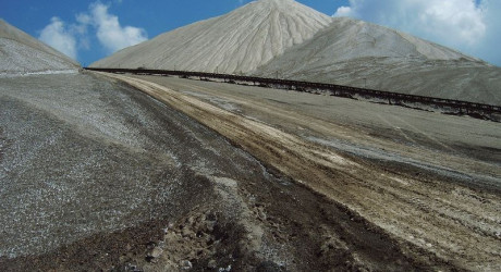 Монте Кали – огромная гора из поваренной соли в Германии