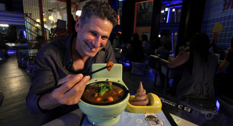 Неординарный ресторан туалетной тематики