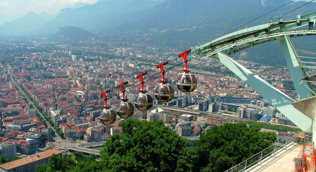 Три канатные дороги необычного предназначения