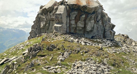 Замаскированные военные бункеры Швейцарии