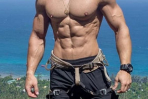 Абхазия, Россия (Кавказ, Домбай, Архыз, Ессентуки, Геленджик, Минеральные воды, Чёрное море, Эльбрус), неважно когда. Фото 1