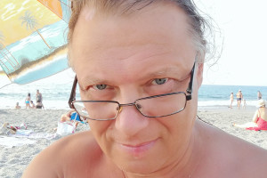 Россия, неважно когда, на 1 - 2 дня