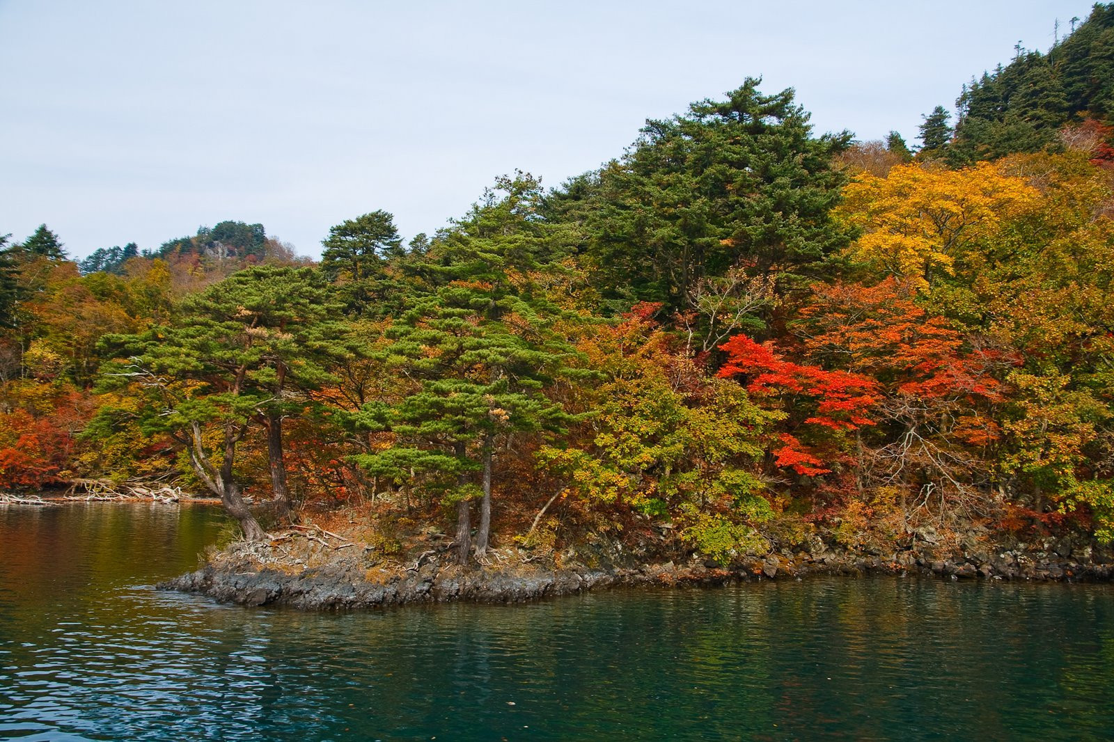 Towada- Hachimantai National Park – фотографии Японии