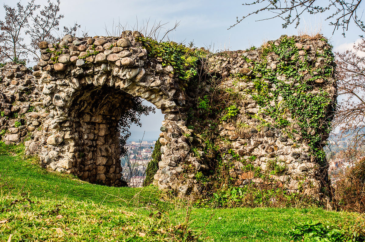 Замок Баграта. Сухум. – фотографии Абхазии