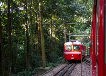 Поезд на гору Корковадо – фотографии Бразилии