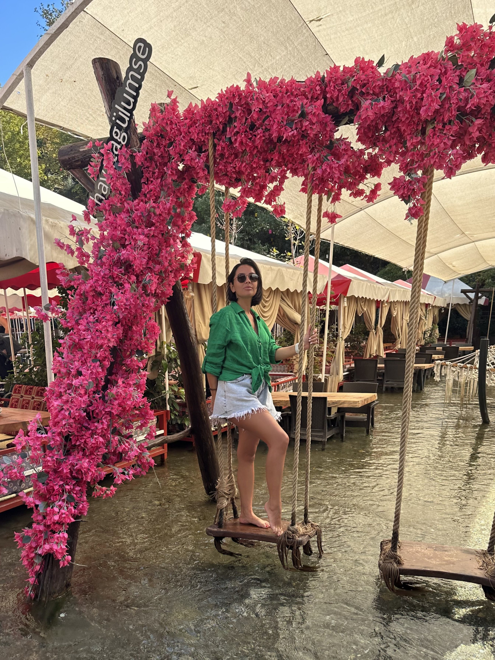 1. – фотографии