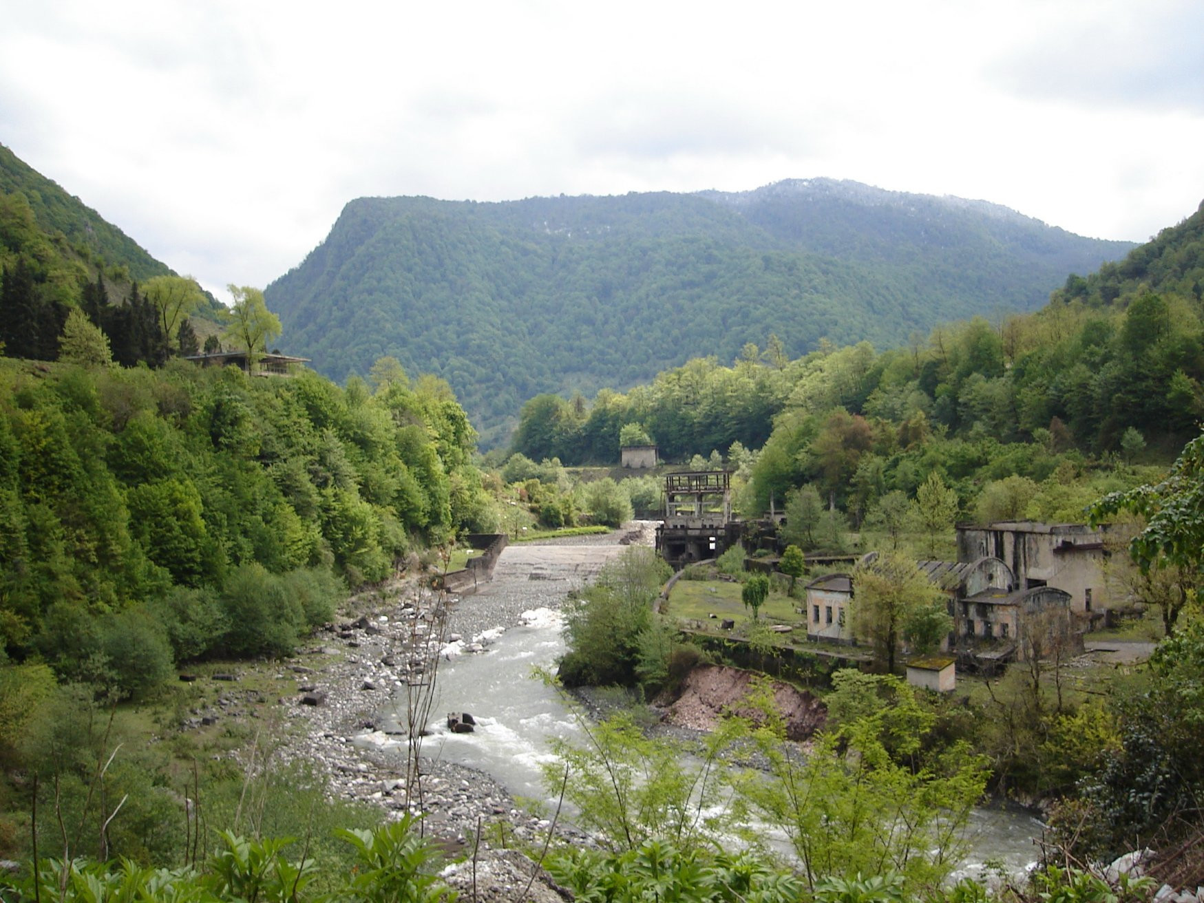 Природа в Ткуарчал, Абхазия – фотографии Абхазии