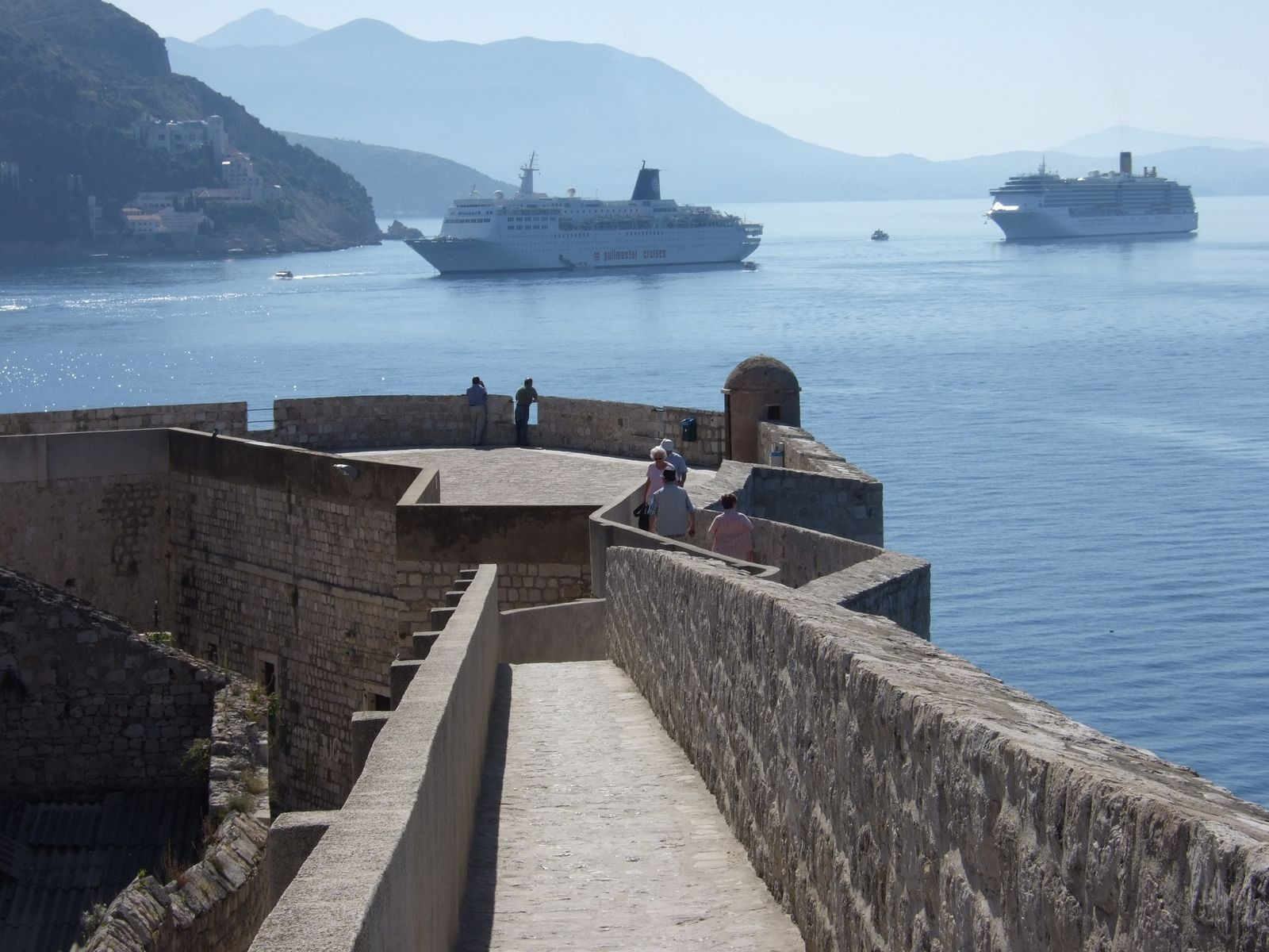 Корабли в Дубровнике, Хорватия. Фото 1 – фотографии Хорватии