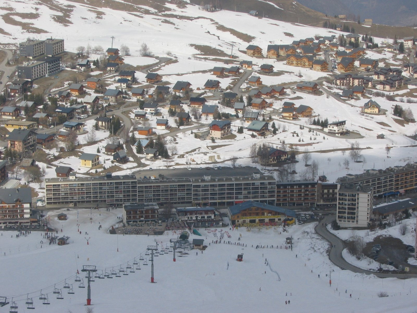 Панорамный вид в Ла-Туссир, Франция – фотографии Франции