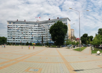 Площадь в Туапсе, тут бесплатный WI FI – фотографии России