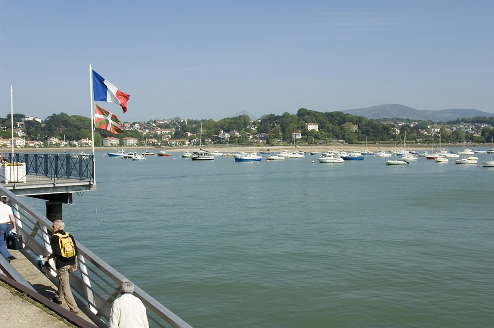 Яхты и катера в Андае, Франция. Фото 4 – фотографии Франции