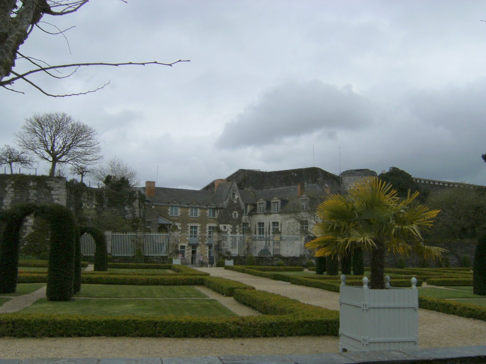 Замок в Анже, Франция – фотографии Франции