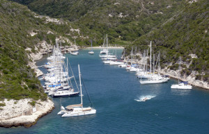 Яхты и катера в Бонифачо, Франция – фотографии Франции