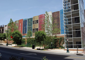 Публичная библиотека Канзас-Сити – фотографии США