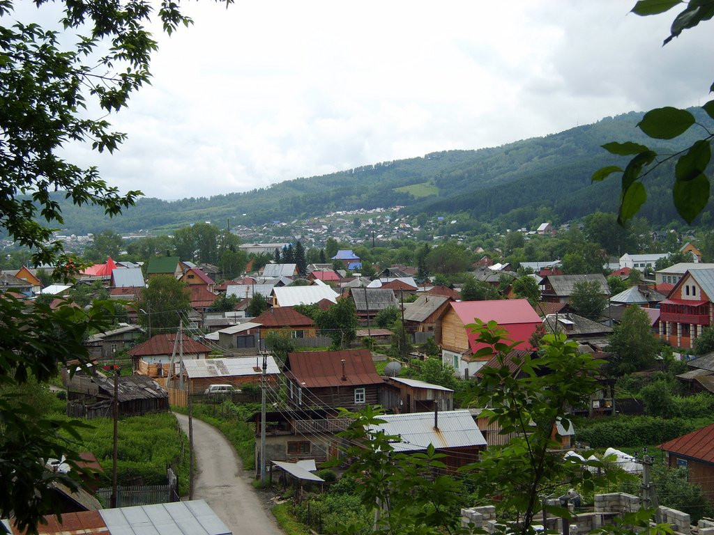 Деревня в Горно-Алтайске, Россия – фотографии России