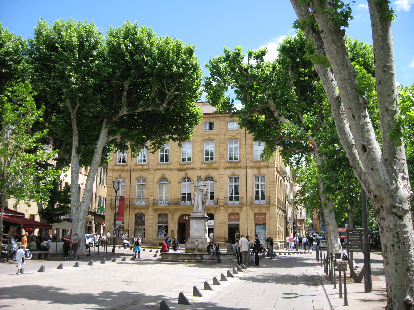 Памятник в Экс-ан-Прованс, Франция. Фото 2 – фотографии Франции