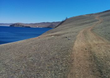 Окрестности в районе паромной переправы на Ольхон. Фото 2 – фотографии России