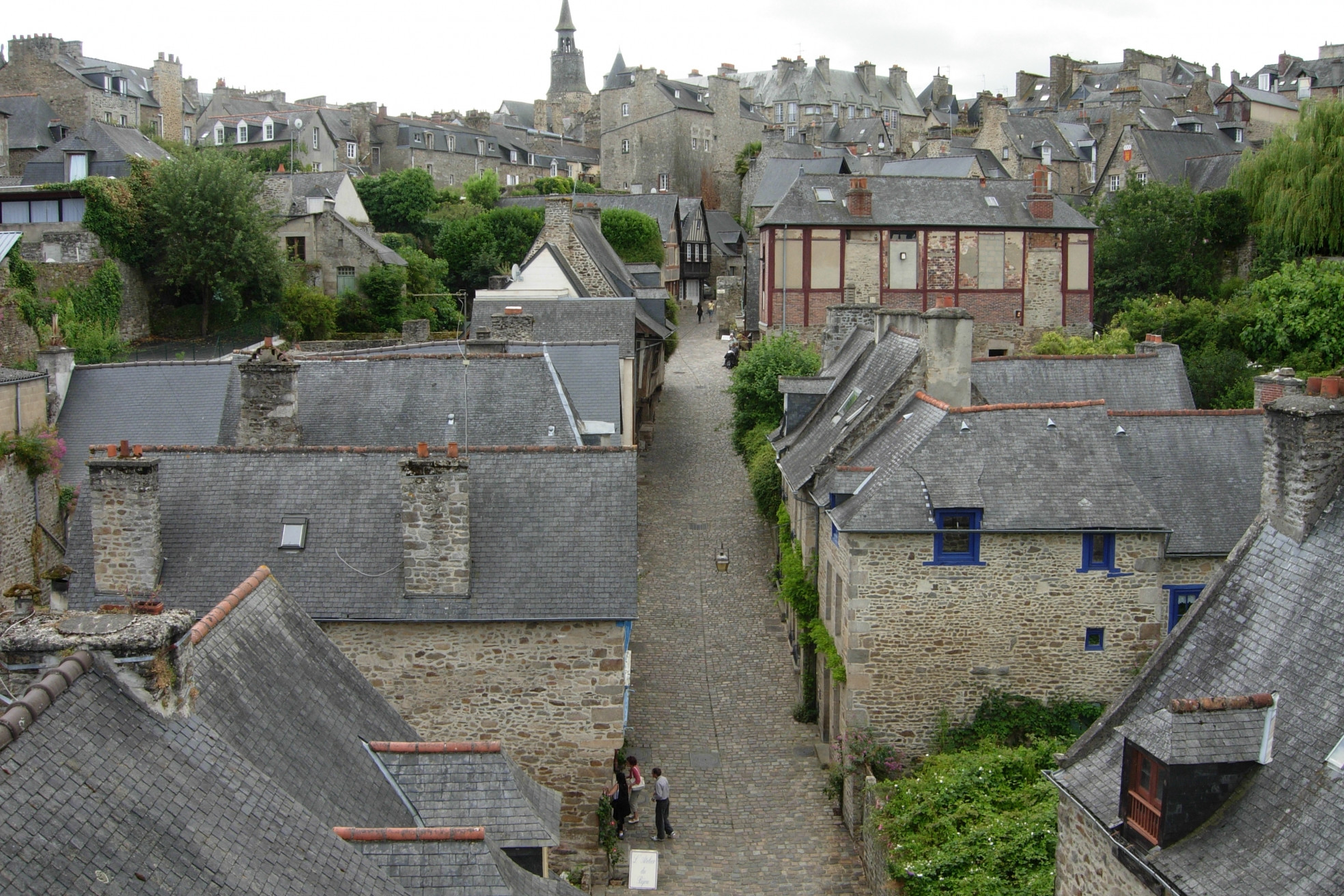 Дома в Динане, Франция. Фото 4 – фотографии Франции