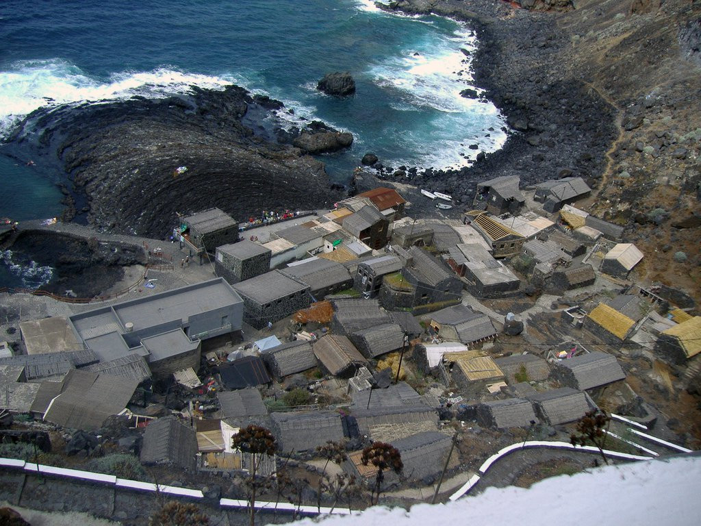 Позо-де-лас-Калькосас, Эль-Йерро остров, Канарские острова, фото № 34636 – фотографии Канарских островов
