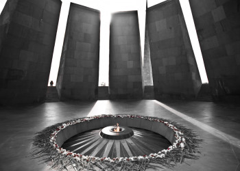 Цицернакаберд (Tsitsernakaberd) – фотографии Армении