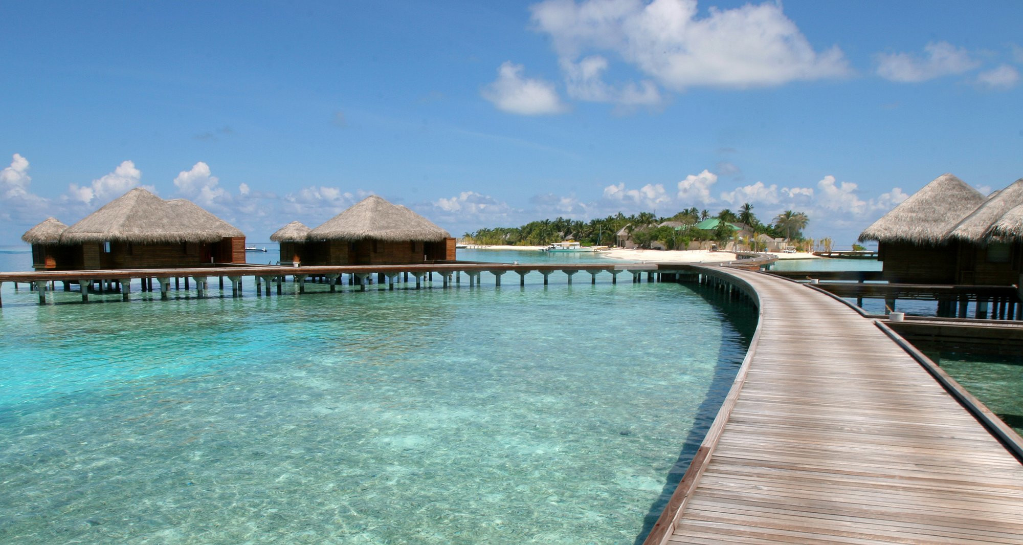 Понтон с беседками в Северный Мале Атолл, Мальдивы. Фото 1 – фотографии Мальдивских островов