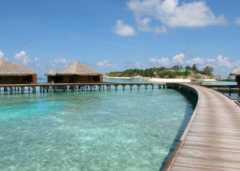 Понтон с беседками в Северный Мале Атолл, Мальдивы. Фото 1 – фотографии Мальдивских островов