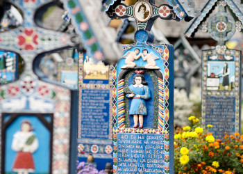 Весёлое кладбище (Cimitirul Vesel) в Румынии. Фото 2 – фотографии Румынии