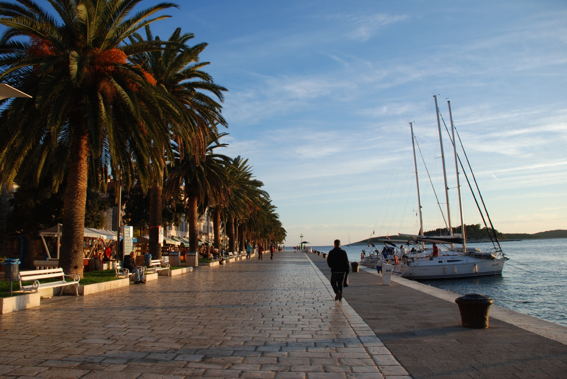 Набережная в Хвар, Хорватия. Фото 10 – фотографии Хорватии