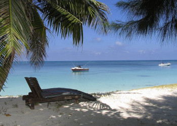 Пляж на острове Денис. Фото 8 – фотографии Сейшельских островов