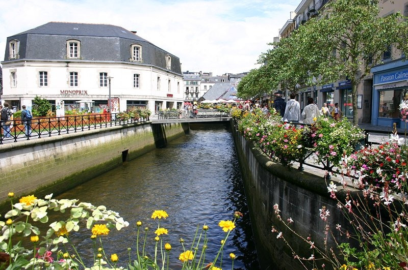 Канал в Кемпере, Франция. Фото 2 – фотографии Франции