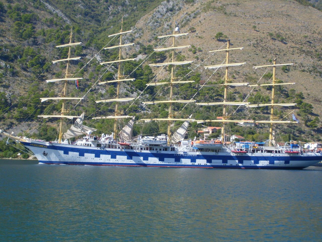 Яхта в Которе, Черногория. Фото 5 – фотографии Черногории