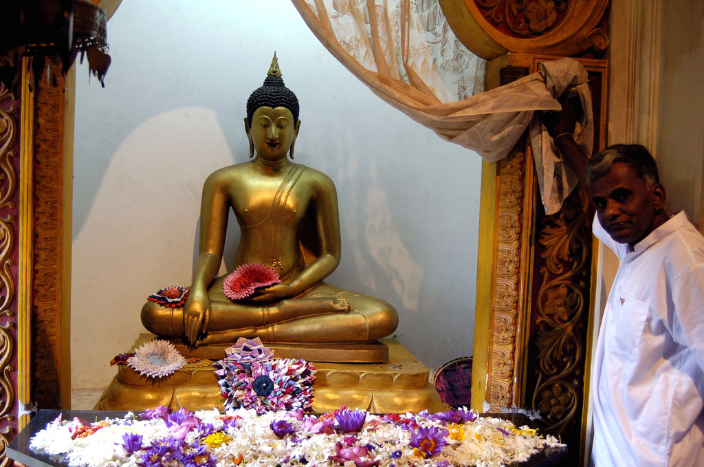 Храм Зуба Будды, Канди, Шри-Ланка. Фото 8 – фотографии Шри-Ланки