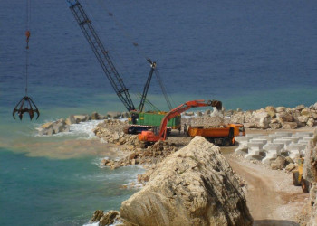Транспорт в Петровац, Черногория – фотографии Черногории