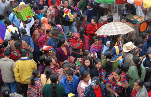 Chichicastenango_street – фотографии Гватемалы