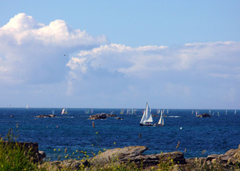 Море в Бриньогане, Франция – фотографии Франции