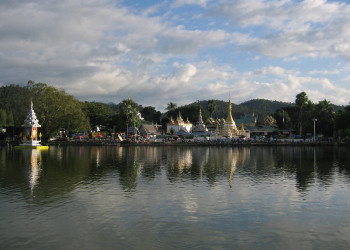 Озеро в Мэ-Хонг-Сон, Тайланд. Фото 6 – фотографии Таиланда