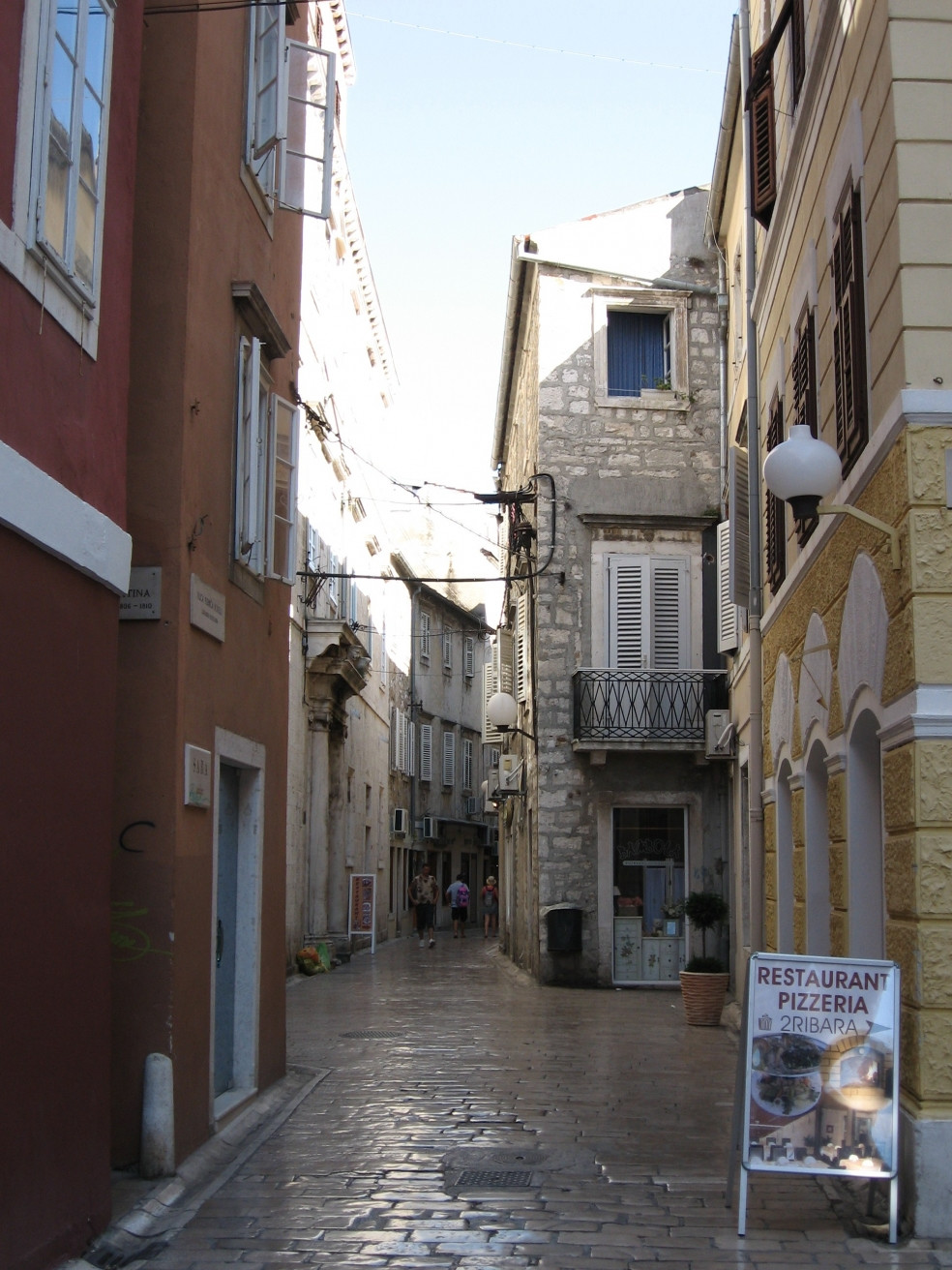 Улица в Задаре, Хорватия. Фото 10 – фотографии Хорватии