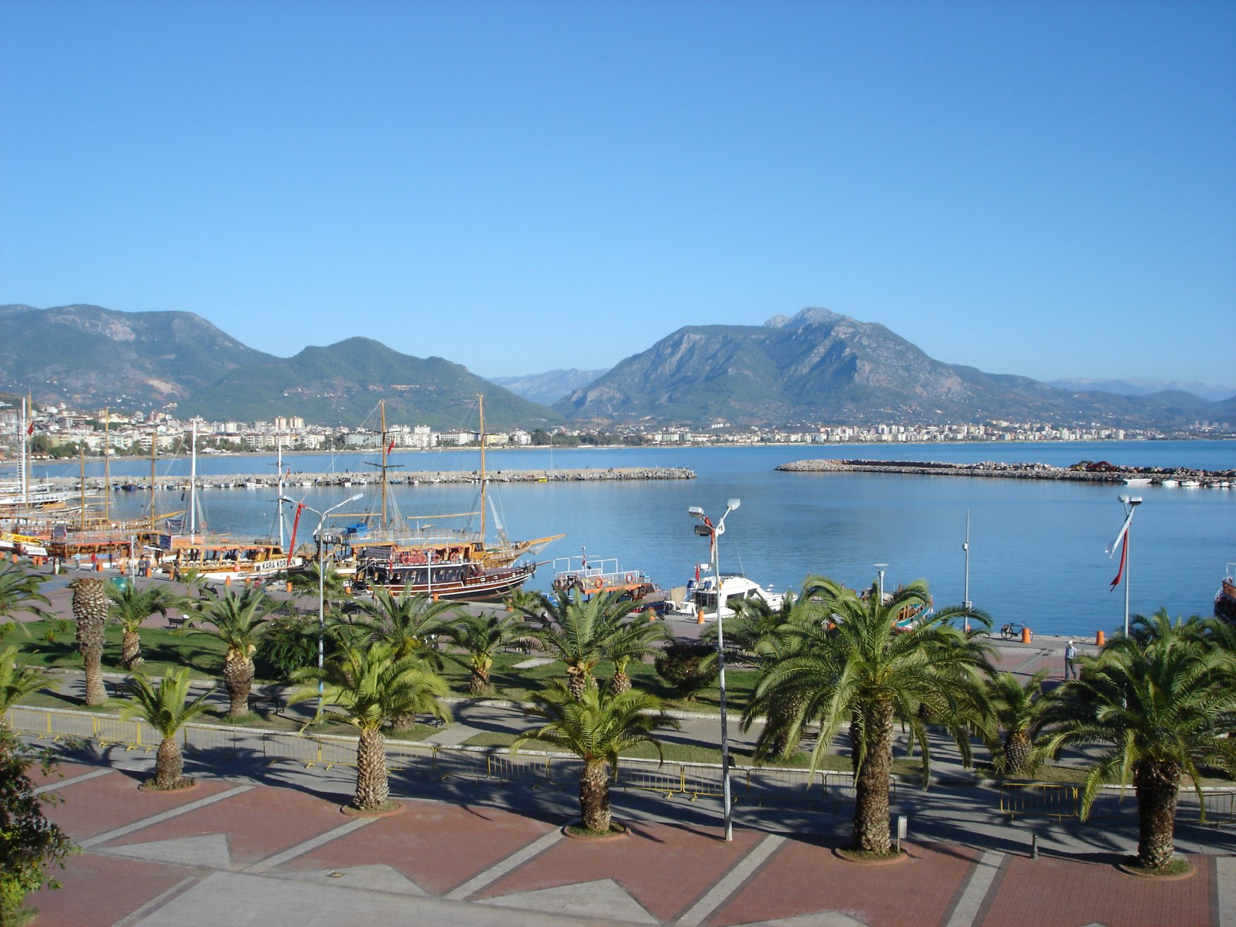 Аланья, Средиземноморский регион, Турция, фото № 46866 – фотографии Турции