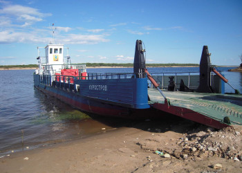 Паром из Холмогор в Ломоносово – фотографии России