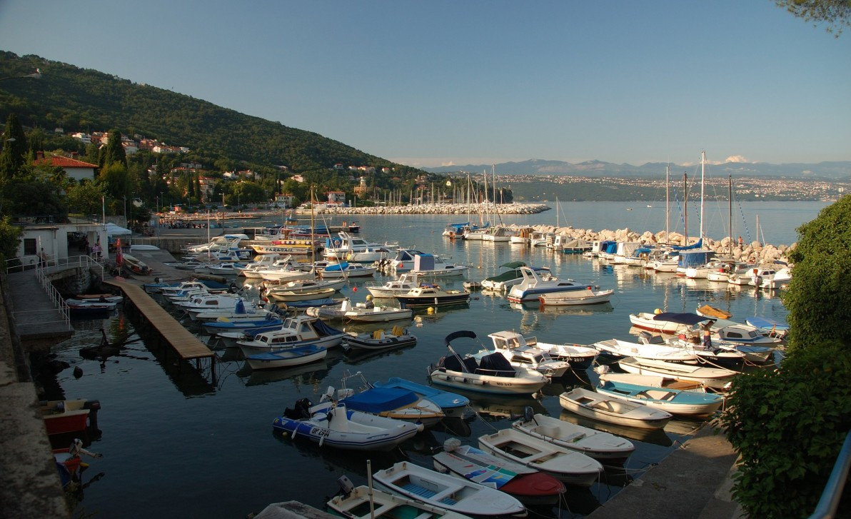 Лодочная станция в Ичичи, Хорватия – фотографии Хорватии