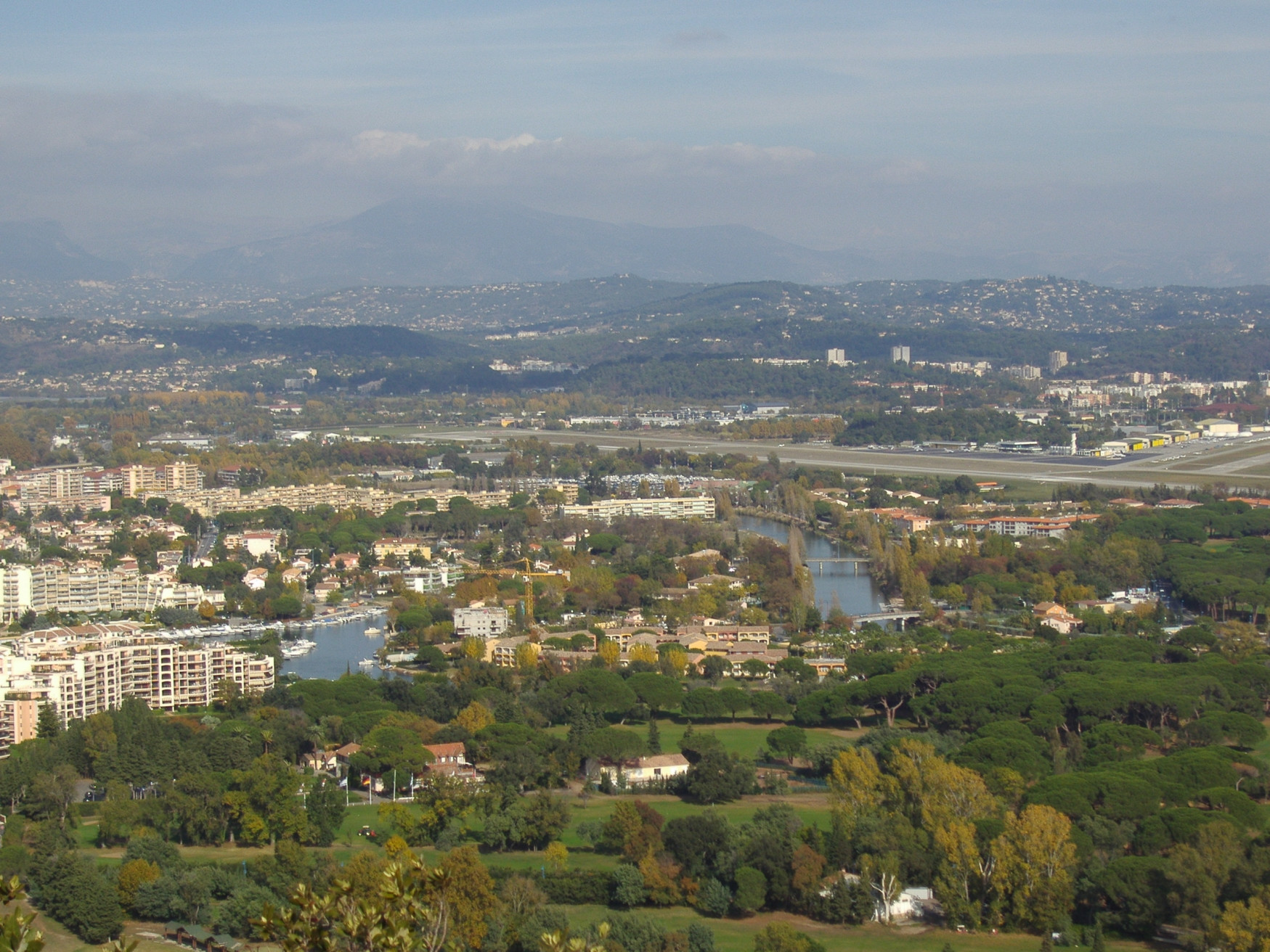 Панорамный вид в Манделье-ля-Напуль, Франция. Фото 7 – фотографии Франции