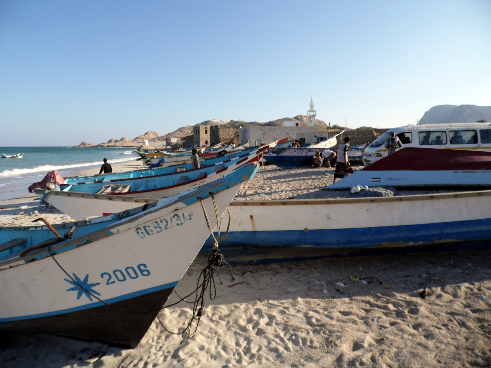 Рыбацкие лодки у Сокотры – фотографии Йемена