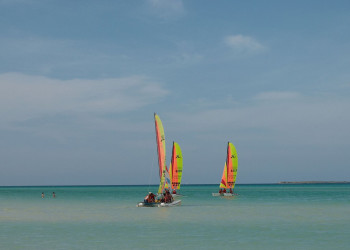 Парусники в Кайо-Гильермо, Куба – фотографии Кубы