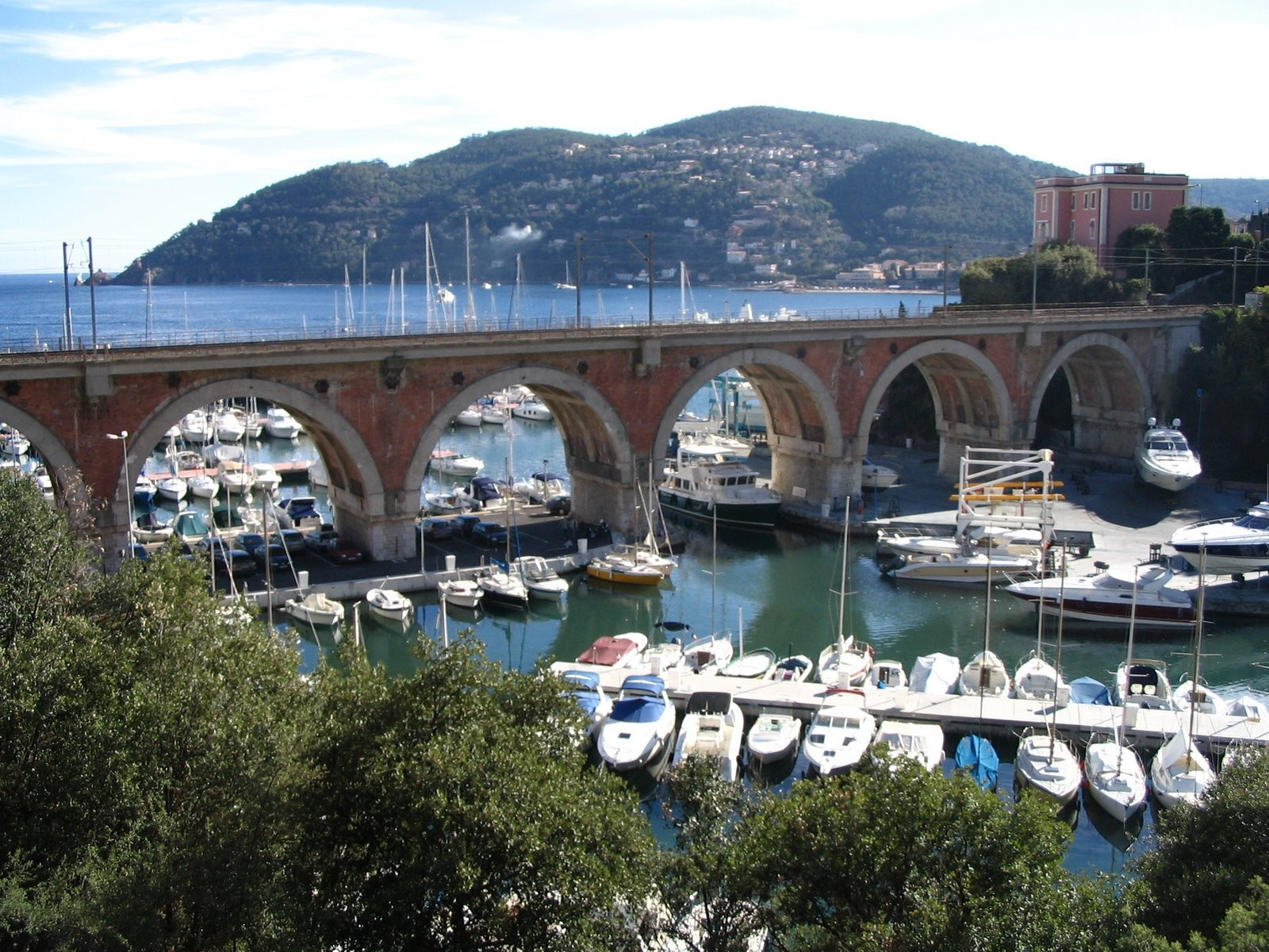 Порт в Манделье-ля-Напуль, Франция. Фото 5 – фотографии Франции