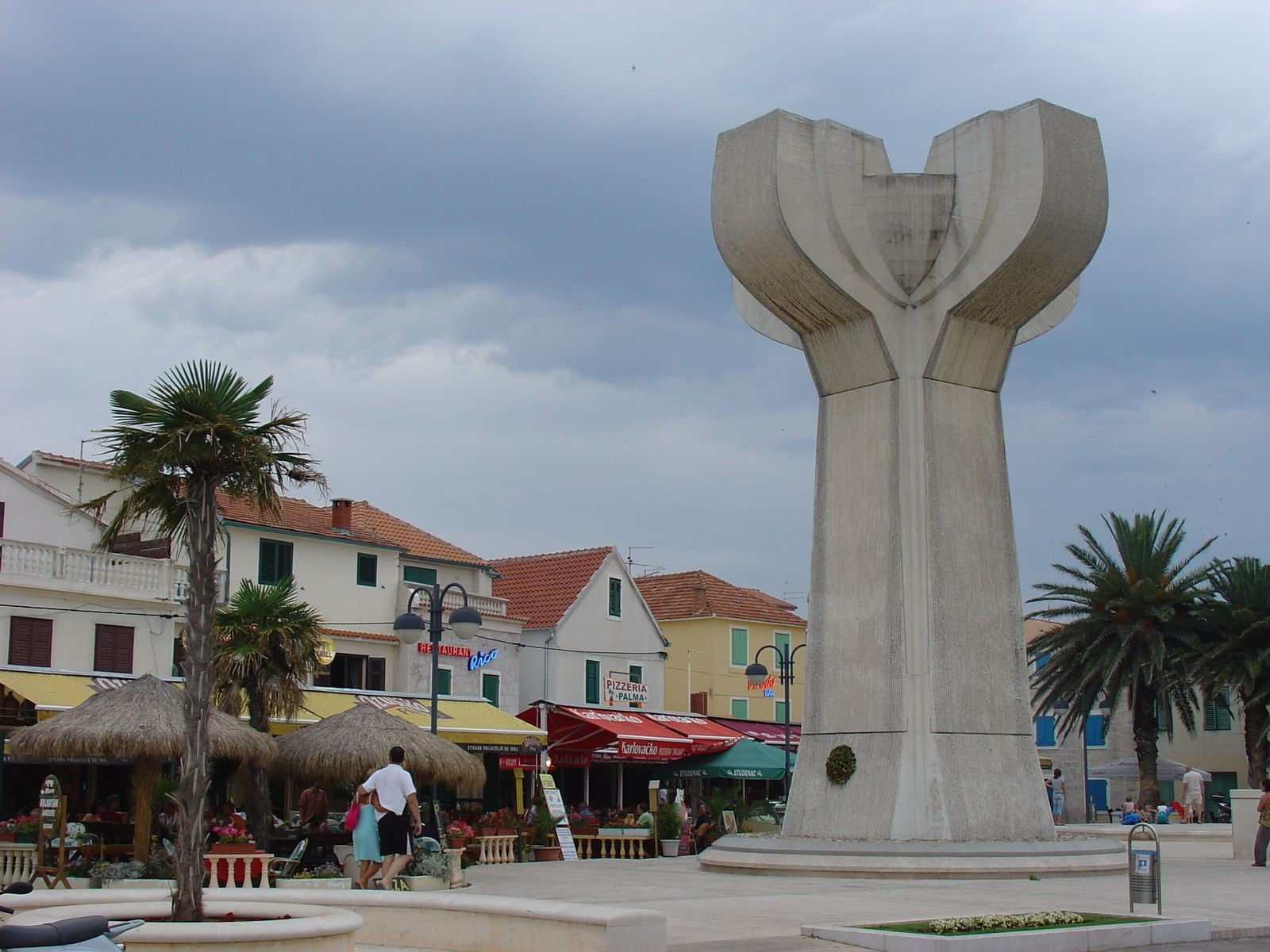 Памятник в Водице, Хорватия – фотографии Хорватии
