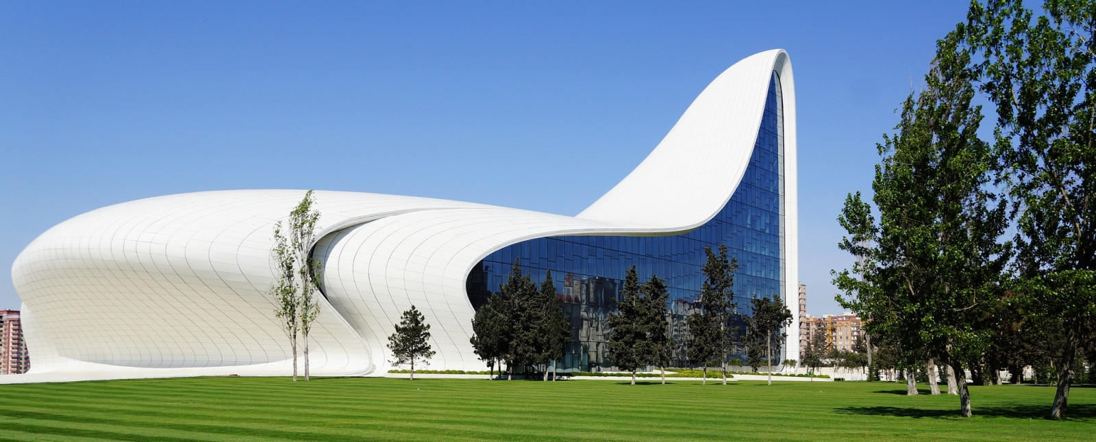 Центр Гейдара Алиева в Баку. Фото 1 – фотографии Азербайджана